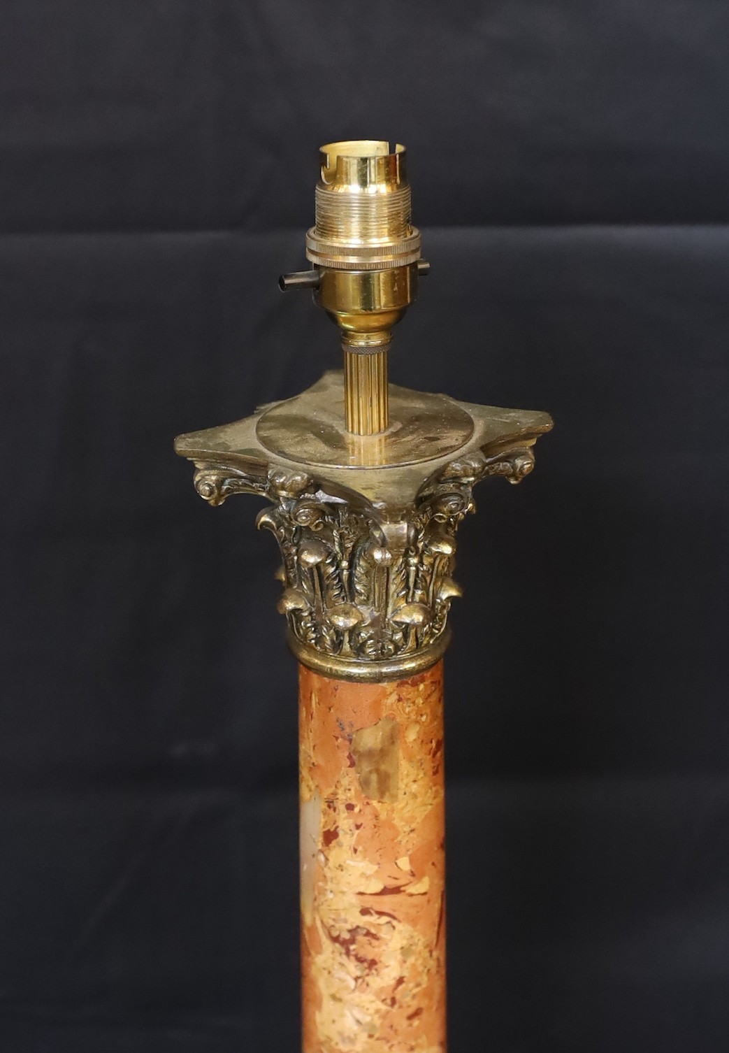 An Edwardian gilt brass and rouge marble Corinthian column table lamp, height 52cm